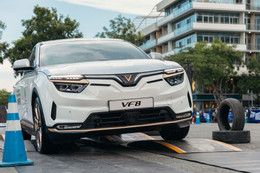 6 VinFast VF8.jpg